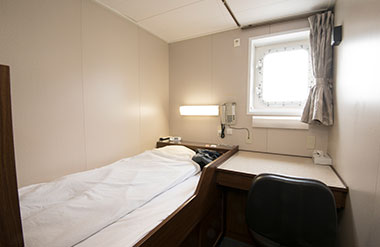 一航士 寝室
